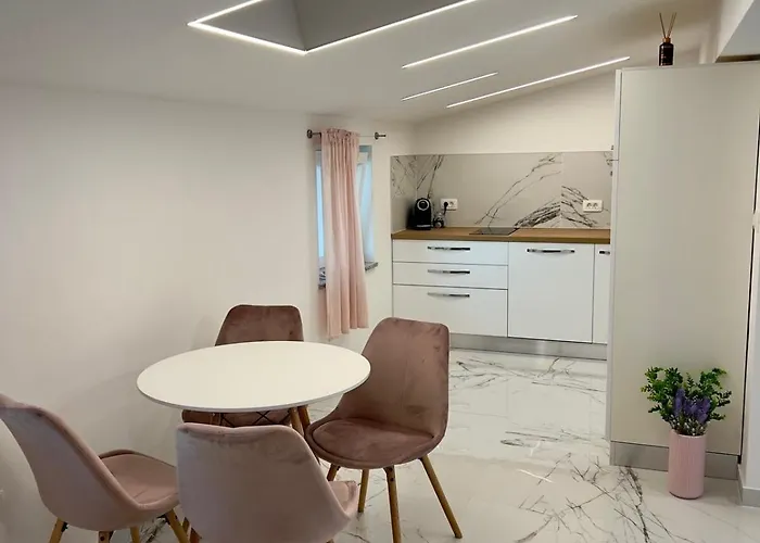 App Krofek زْغورنيي سْكوفييي