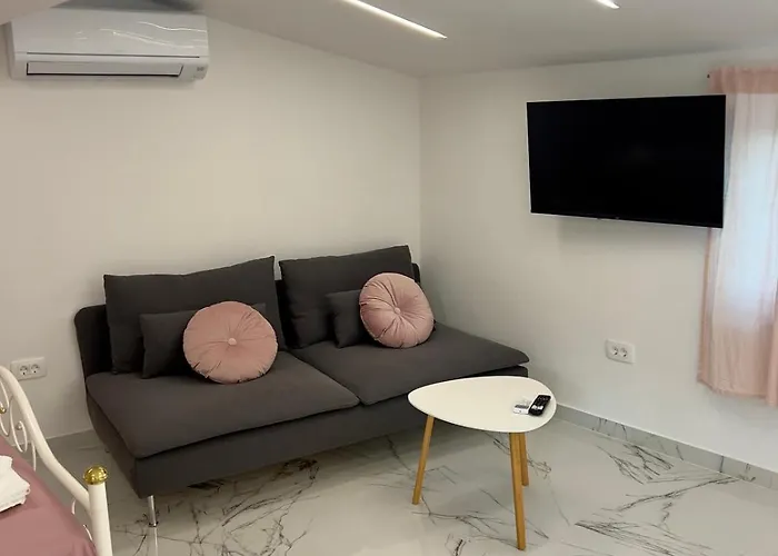 App Krofek * زْغورنيي سْكوفييي